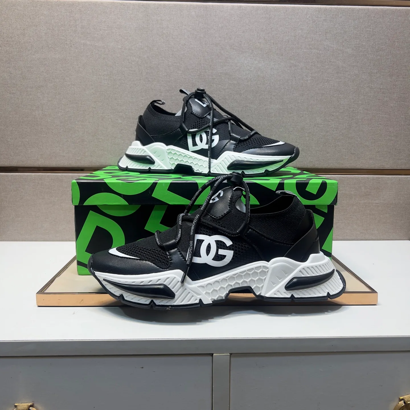 Men's men's shoes 💰pp500【Dg～】couple casual shoes 2025z cabinet sales simultaneously 🔶Size: 35-44#️⃣ 🔷1 color🔜The upper is made of multi-material splicing➕Mesh lining, comfortable and breathable, sole: original comfortable, wear-resistant and non-slip outsole, ⚠️Real shot📱Photographed🎬The real thing is better📢📢📢